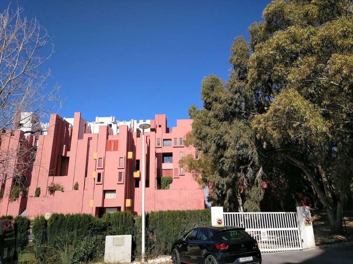 Estudio En La Muralla Roja カルプ エクステリア 写真